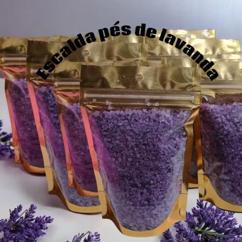 Escada pé de lavanda com óleo essencial de lavanda