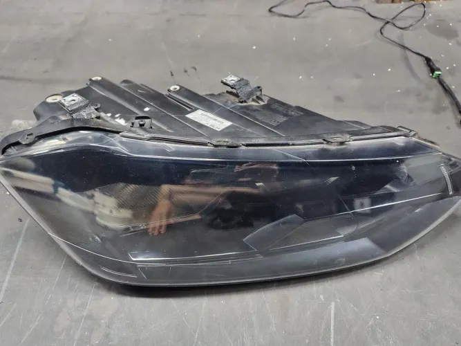 Farol vw virtus 2021