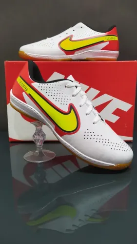 Chuteira Futsal