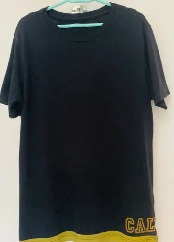 Camiseta Infantil Calvin Klein Original- Tamanho 8