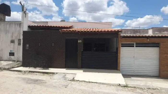 CASA RESIDENCIAL em SERRINHA - BA, Cruzeiro