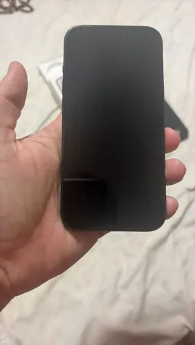 iPhone 15 256GB Preto