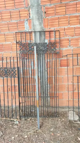 Grade de ferro colonial