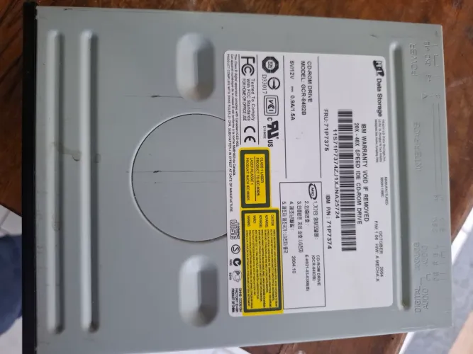 Drive de CD IBM funcionando 100%