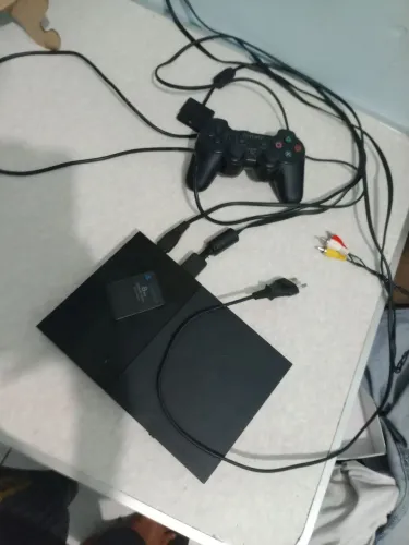PS2 novo precisando trocar só a placa de vídeo vem com jogos no memory card
