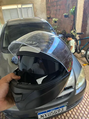 Capacete HELT escamoteável