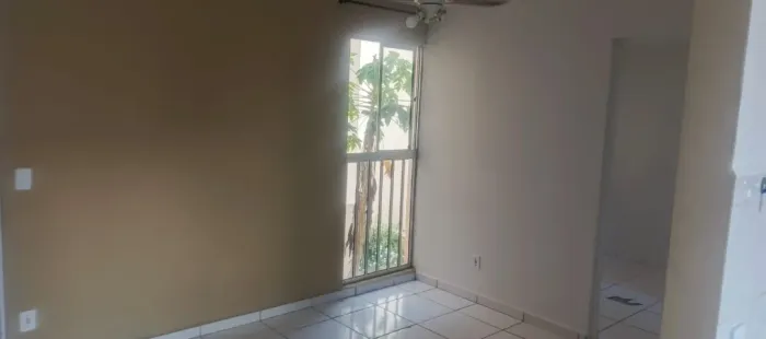 Apartamento Monte Verde 3 no terceiro andar com 2 quartos, sala, cozinha, banheiro