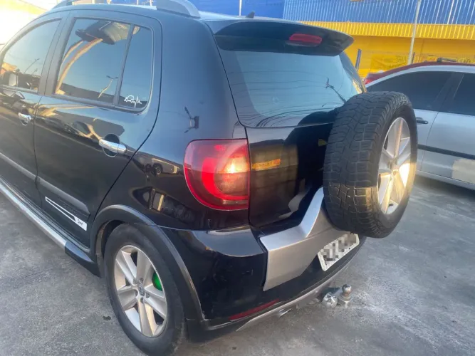 Volkswagen Crossfox 1.6 MI Total Flex 8V 5P 2011