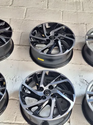Rodas aro 15 Etios e Yaris novas dá KR só 2.200 