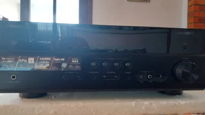 Receiver yamaha 7.0 Hdmi zona 2.  100watts por canal entrada óptica e coaxial  é Rca. 5cx.