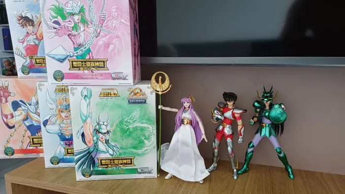 Cloth myth GT v1 6 figuras e extras