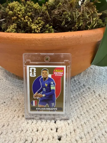 Kylian Mbappé - Figurinha Rara Panini Extra Sticker Copa 2026 - Gold 