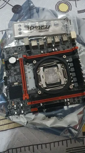 PC Gamer Xeon X99 + RX 580 8GB + 16GB RAM DDR4 + Fonte 500W