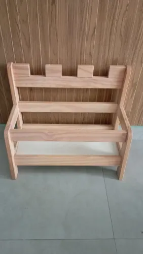 Porta livros infantil de chão Montessori
