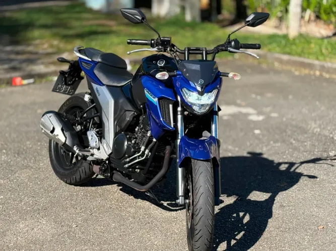 Fazer 250