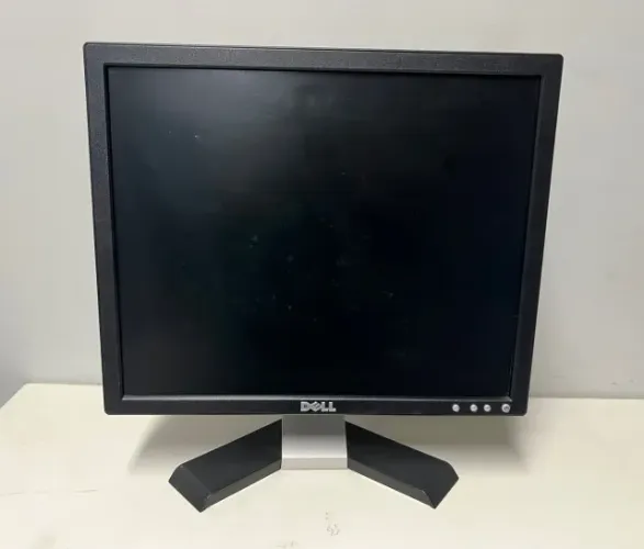 Monitor Dell LCD 17/19'' Liga normalmente - Para conserto ou peças