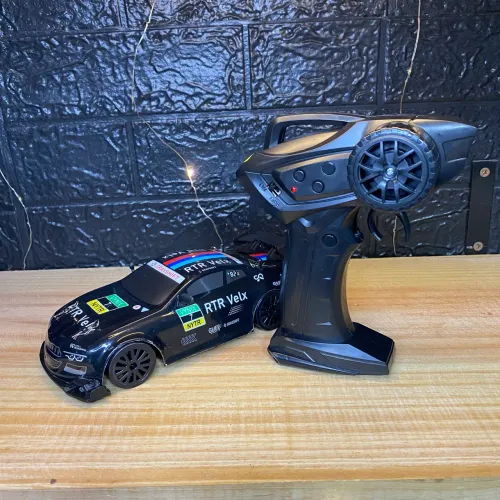 Carrinho controle remoto 20cm Drift