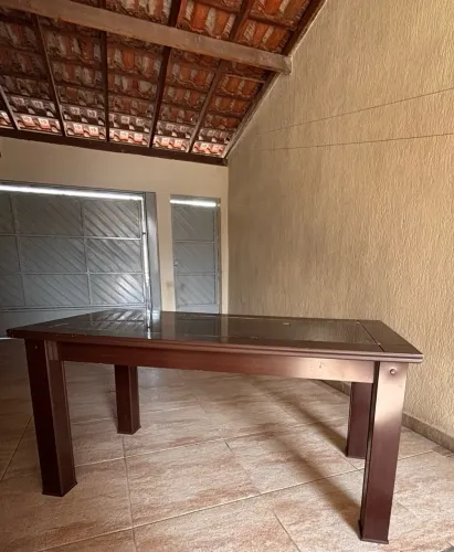 Mesa com 6 cadeiras Desapego