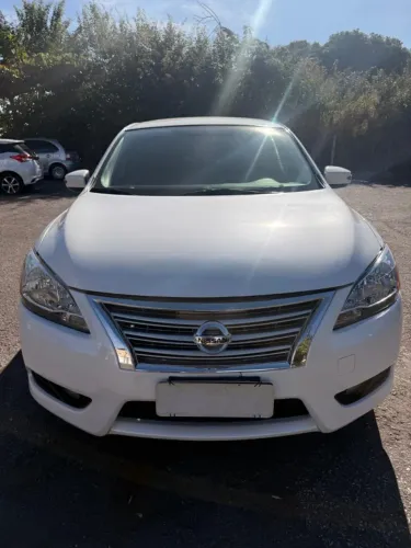 Nissan Sentra SL 2.0/ 2.0 Flex Fuel 16V Aut. 2016