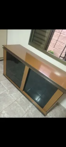 Balcão buffet com porta de correr