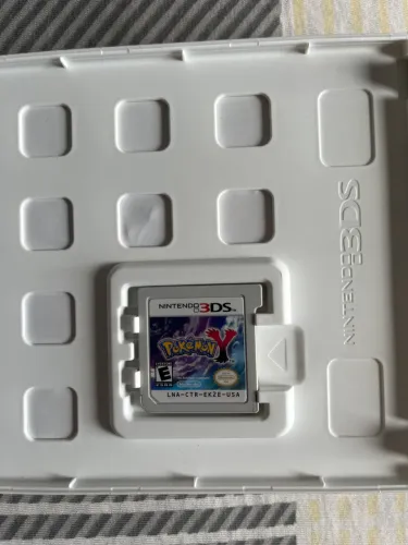 Pokémon Y Nintendo 3Ds