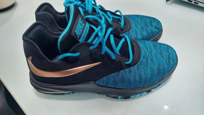 Tenis nike air Max original 43