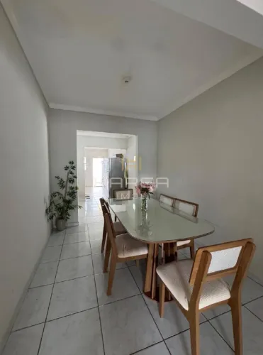 Casa no Tabuleiro dos Martins/ 4 quartos