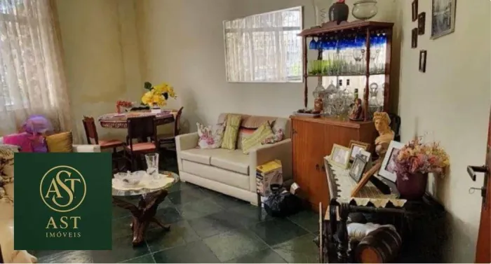 AST IMÓVEIS VENDE casa duplex na Vila Pereira Carneiro com 4 quartos