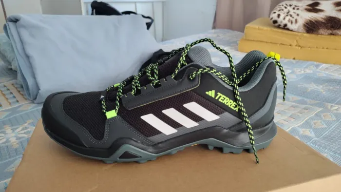 Tênis Adidas terrex