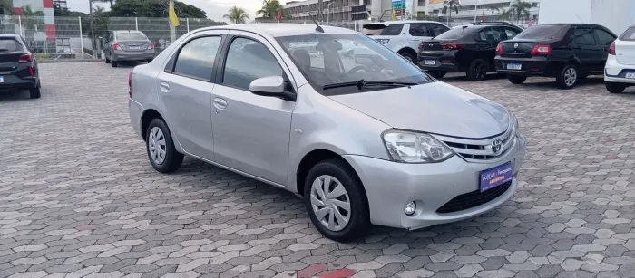 Toyota Etios X Sedan 1.5 Flex 16V 4P Mec. 2017