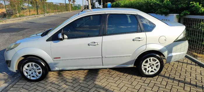 Ford Fiesta Sed. 1.6 8V Flex 4P 2013
