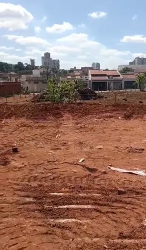 Para vender rápido! terreno de 1.050m² + 1.096m²
