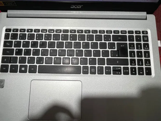 VENDO NOTEBOOK ACER ASPIRE 5