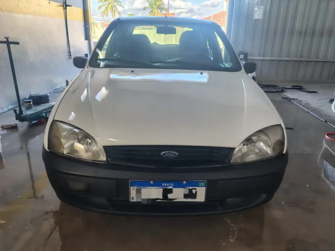 Ford Fiesta GL 1.0 5P 2001