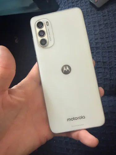 Moto g52 com nota fiscal caixa e carregador original