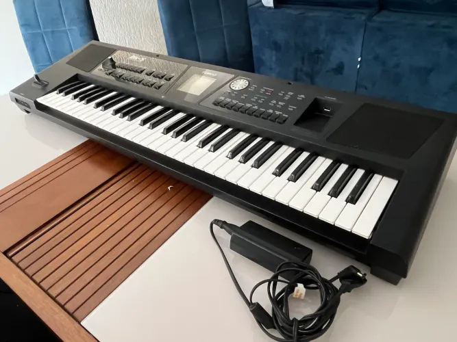 TECLADO ARRANJADOR ROLAND BK-5 - IMPECÁVEL!