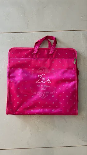 Linda Necessarie para menina Pink