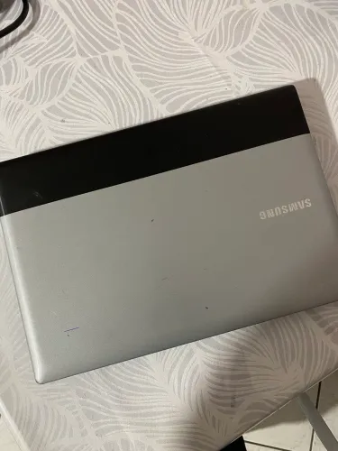 Notebook Samsung - I5 2.30 GHz - 6gb - SSD Plus 120GB - High Definition