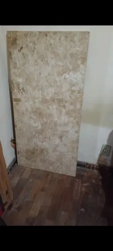 Jogo de mesa e cadeiras