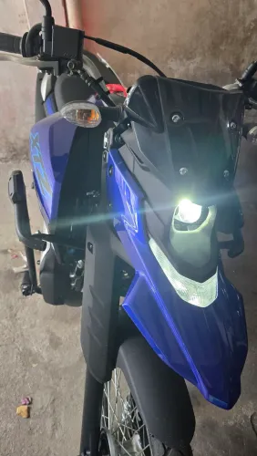 YAMAHA XTZ Lander 250 connected