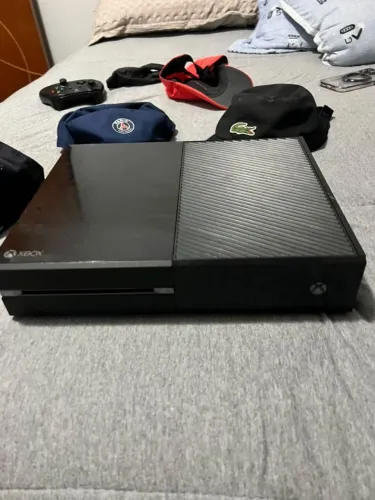 Xbox One Fat Original + 4 jogos