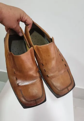 Sapato Ferracini Couro 41 (forma grande veste 42) confortável