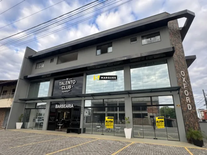 Sala Comercial com 142 M² para locação no bairro Boa Vista - Joinville/SC
