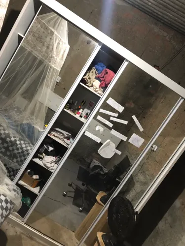 Guarda roupa casal grande 3 portas de vidro