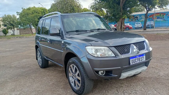 Mitsubishi Pajero TR4 2.0/ 2.0 Flex 16V 4X4 Aut. 2013