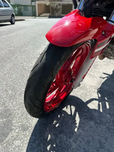 Honda CB Twister 250 Único dono 8.000 Km - Original Impecável