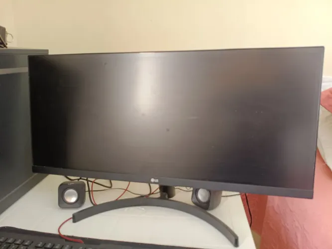 Monitor LG UltraWide 29" HDR10 sRGB 21:9 ISP AMD FreeSync