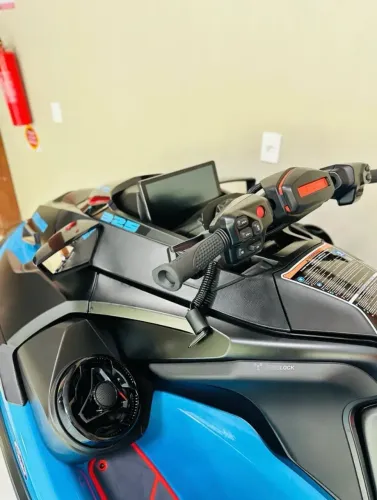 Jet Ski Impecável | Baixa Hora | Revisado | Financiamento Facilitado | Pronto para Navegar
