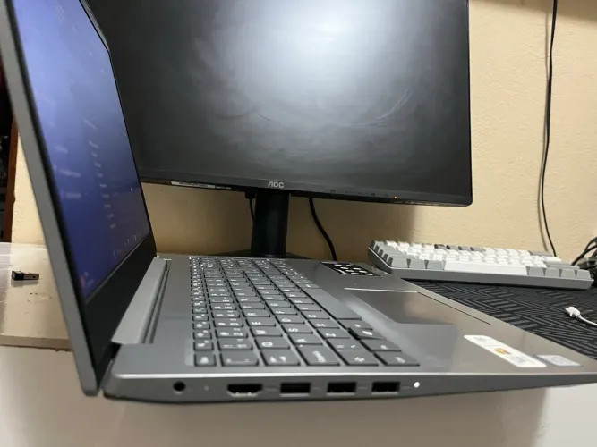 Lenovo ideapad s145