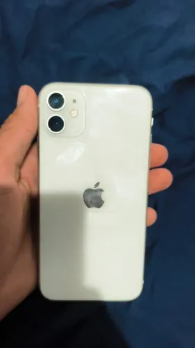 iPhone 11 64gb troco em outro antigo com volta